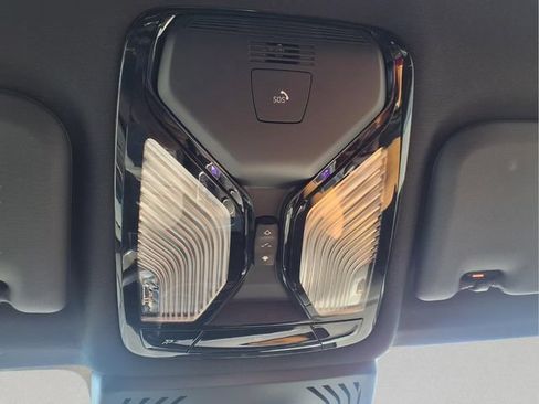 Used 2024 BMW X3 xDrive30i w/ Premium Package AWD/4WD image 28