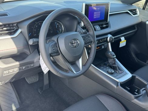 New 2025 Toyota RAV4 SE image 16