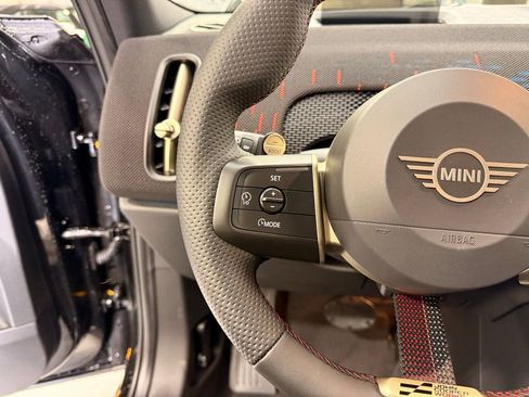 Used 2026 MINI Cooper Countryman S w/ Comfort Package Max image 13