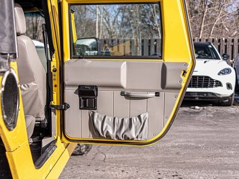 Used 2003 HUMMER H1 Open Top image 28