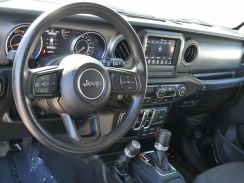 Used 2023 Jeep Wrangler Sport image 14