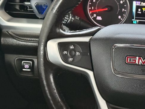 Used 2018 GMC Acadia SLT image 37