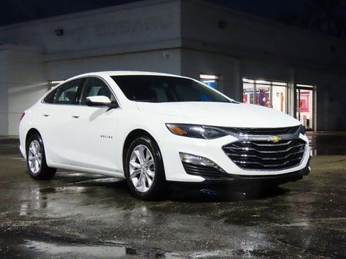 Used 2023 Chevrolet Malibu LT image 1