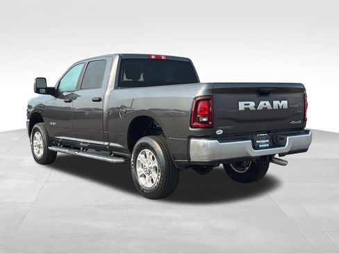 Used 2025 RAM 2500 Big Horn AWD/4WD image 23