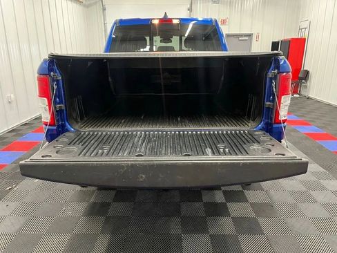 Used 2019 RAM 1500 Big Horn AWD/4WD image 5
