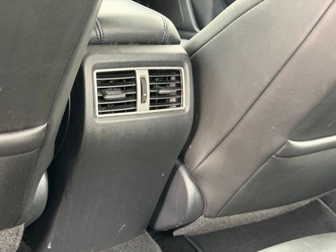 Used 2016 Nissan Maxima SR image 23