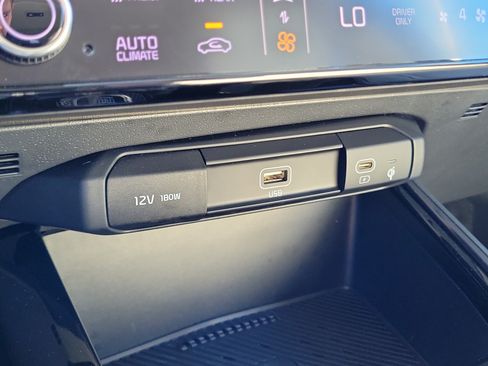 Certified 2023 Kia Niro EX Touring FWD image 34