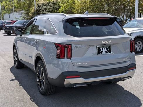 New 2026 Kia Sorento SX FWD image 5
