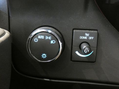 Used 2023 GMC Savana 2500 w/ Driver Convenience Package image 15