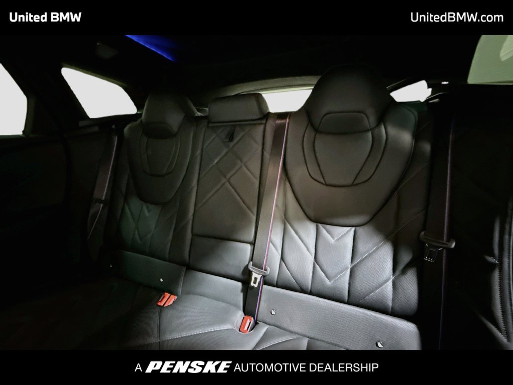 Certified 2025 BMW XM AWD/4WD image 19