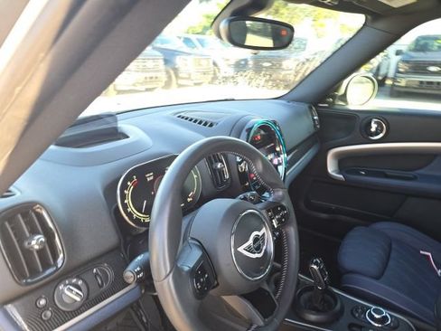 Used 2024 MINI Cooper Countryman S FWD image 8