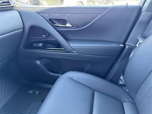 New 2025 Lexus LX 700h Overtrail image 22