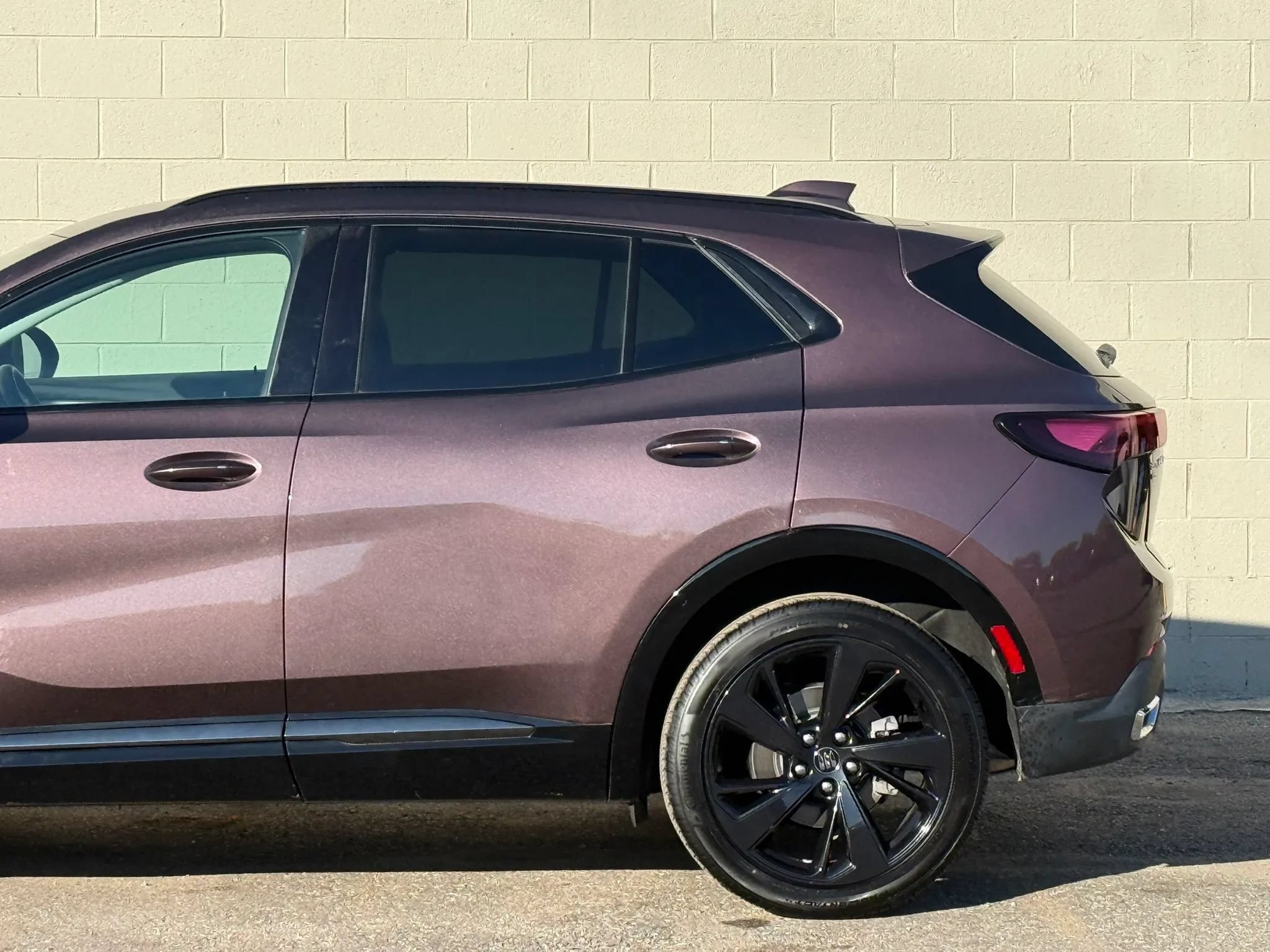 Used 2024 Buick Envision Sport Touring AWD/4WD image 4