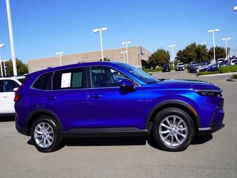 Used 2024 Honda CR-V EX-L image 4