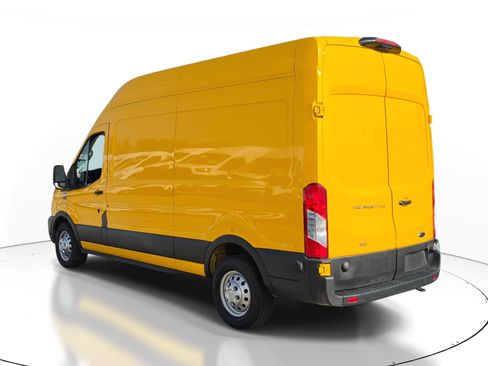 Used 2023 Ford Transit 250 148 High Roof AWD w/ Load Area Protection Package image 4