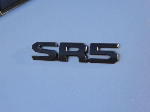Used 2022 Toyota Tundra SR5 RWD image 11