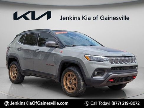 Used 2022 Jeep Compass Trailhawk w/ Trailhawk Elite Group AWD/4WD image 1