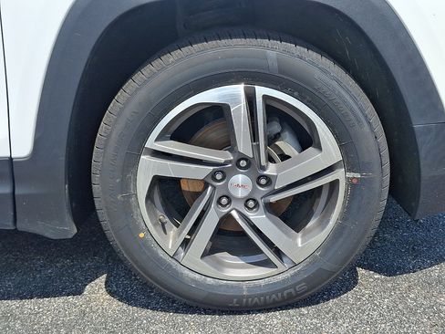 Used 2019 GMC Terrain SLT w/ Preferred Package AWD/4WD image 8