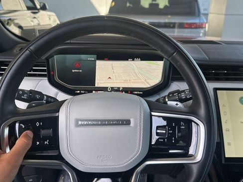 Used 2023 Land Rover Range Rover Sport SE image 6