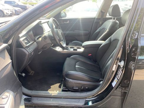 Used 2019 Kia Optima S image 12
