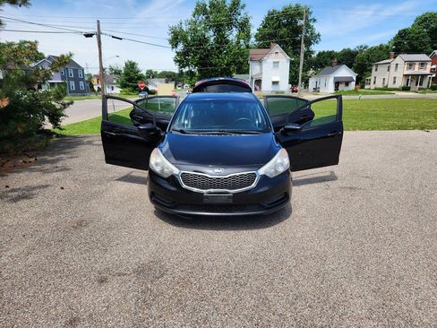 Used 2016 Kia Forte LX FWD image 16