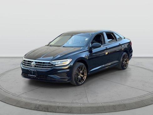 Used 2021 Volkswagen Jetta SEL FWD image 3