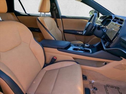 Used 2023 Lexus RZ 450e Premium image 23