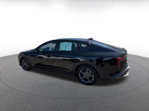 Used 2025 Kia K4 FWD image 10