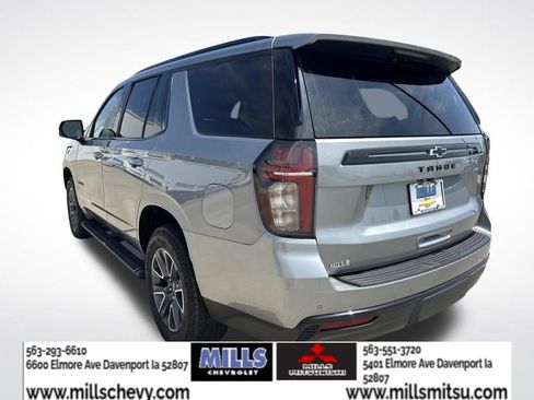 Used 2023 Chevrolet Tahoe Z71 w/ Luxury Package AWD/4WD image 3