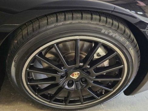 Used 2016 Porsche Panamera 4 AWD/4WD image 13