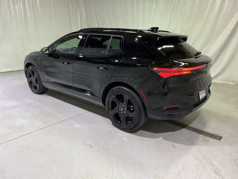 Certified 2024 Chevrolet Equinox EV RS image 8