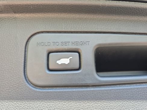 Used 2023 Honda Pilot Elite image 14