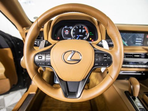 Used 2018 Lexus LC 500 Coupe image 40