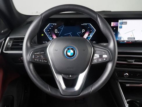 Used 2023 BMW i4 eDrive35 w/ Premium Package RWD image 18