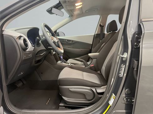 Used 2019 Hyundai Kona SE image 11