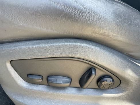 Used 2023 Porsche Cayenne AWD/4WD image 23