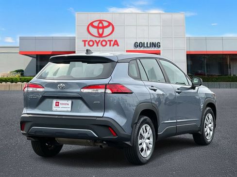 Used 2024 Toyota Corolla Cross L AWD/4WD image 5