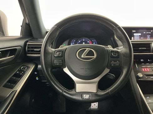 Used 2018 Lexus IS 300 F Sport w/ F Sport Package image 17