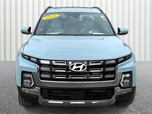 Used 2025 Hyundai Santa Cruz Limited image 3