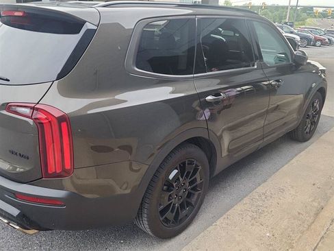 Used 2021 Kia Telluride SX w/ Nightfall Edition Package AWD/4WD image 6