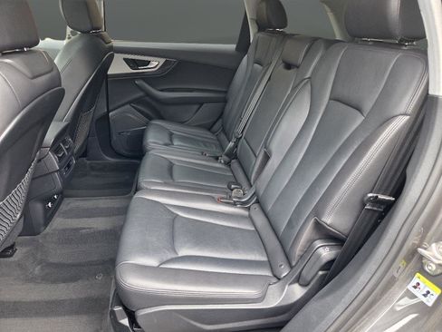 Used 2018 Audi Q7 2.0T Premium Plus w/ Premium Plus Package AWD/4WD image 12