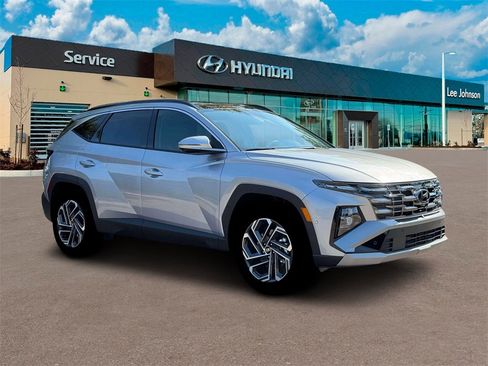 New 2026 Hyundai Tucson Limited w/ Tow & Go Package image 11