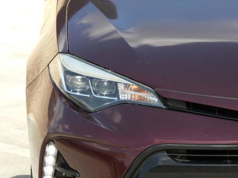 Used 2017 Toyota Corolla SE 50th Anniversary image 28