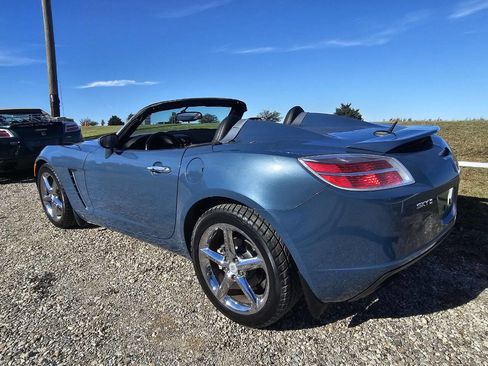 Used 2007 Saturn Sky Red Line image 3