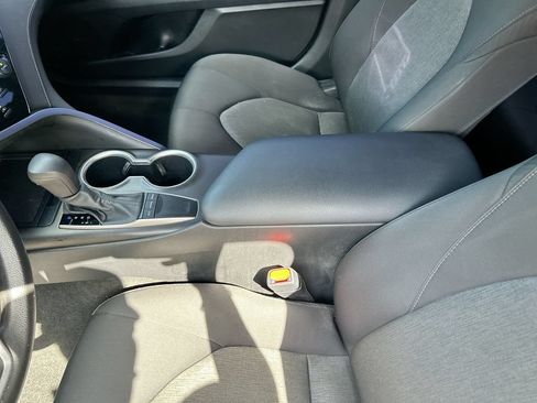 Used 2023 Toyota Camry LE FWD image 27