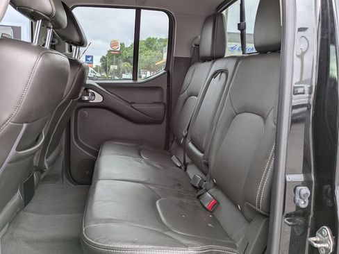 Used 2018 Nissan Frontier PRO-4X AWD/4WD image 14