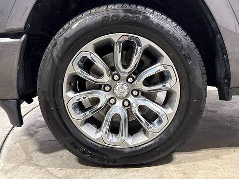 Used 2022 RAM 1500 Laramie w/ Sport Appearance Package AWD/4WD image 26