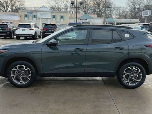 New 2026 Chevrolet Trax LT w/ LT Convenience Package image 5