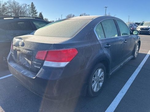 Used 2012 Subaru Legacy 2.5i Premium image 2
