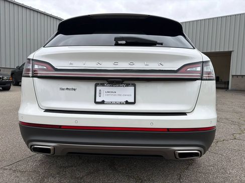 Used 2023 Lincoln Nautilus Reserve AWD/4WD image 8